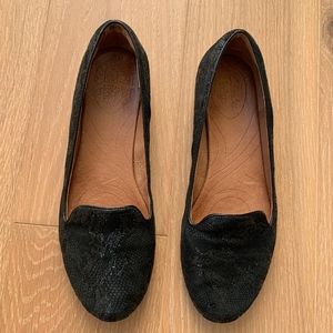 Clarks Black Python Flats